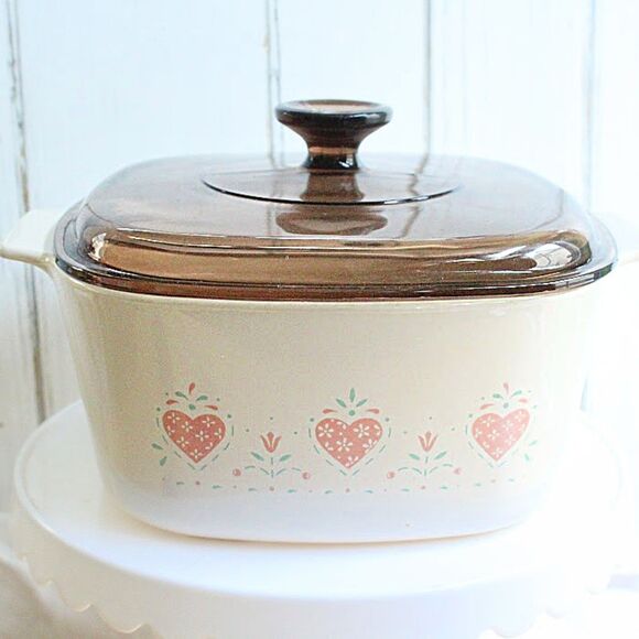 Vintage CorningWare "Forever Yours" Casserole Dish with Lid - Picture 1 of 2